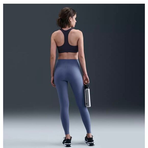 Nike Women's One High-Waisted 7/8 Leggings - Medium - Picture 3 of 7
